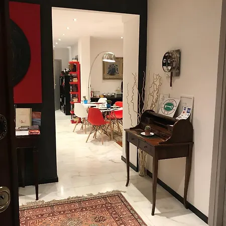 Oda ve Kahvaltı Bb Tube 3*