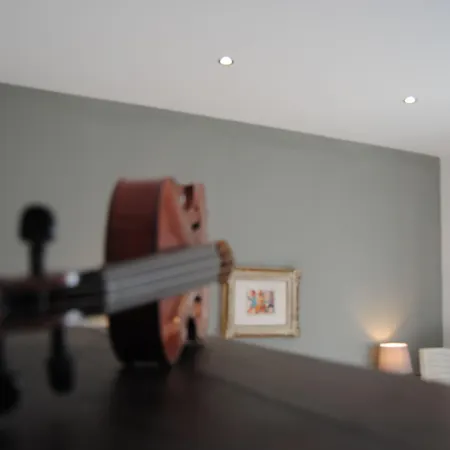 Bb Tube Oda ve Kahvaltı 3*