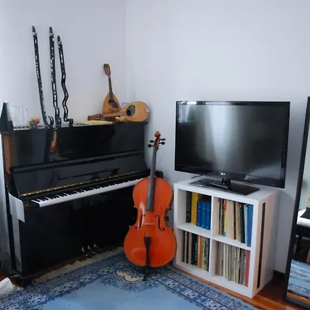 Bb Tube Oda ve Kahvaltı Cenova