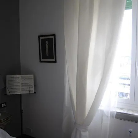 Bb Tube Genoa