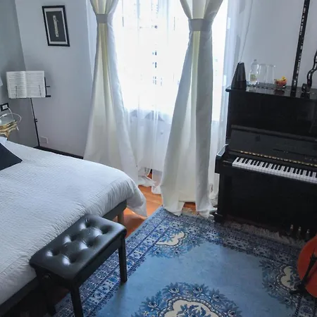 Bed & Breakfast Bb Tube 2*