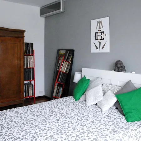 Bb Tube Bed & Breakfast